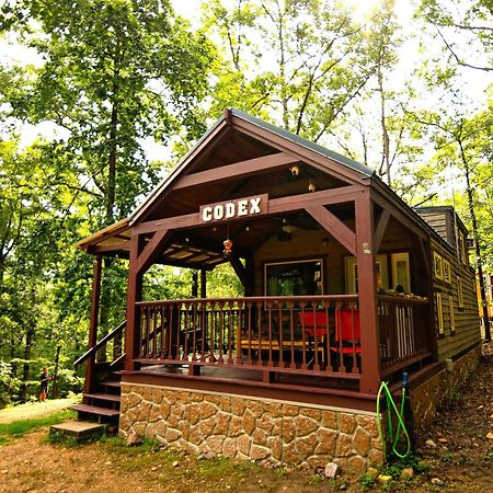 The Codex - Parker Creek Bend Cabins Murfreesboro Ngoại thất bức ảnh