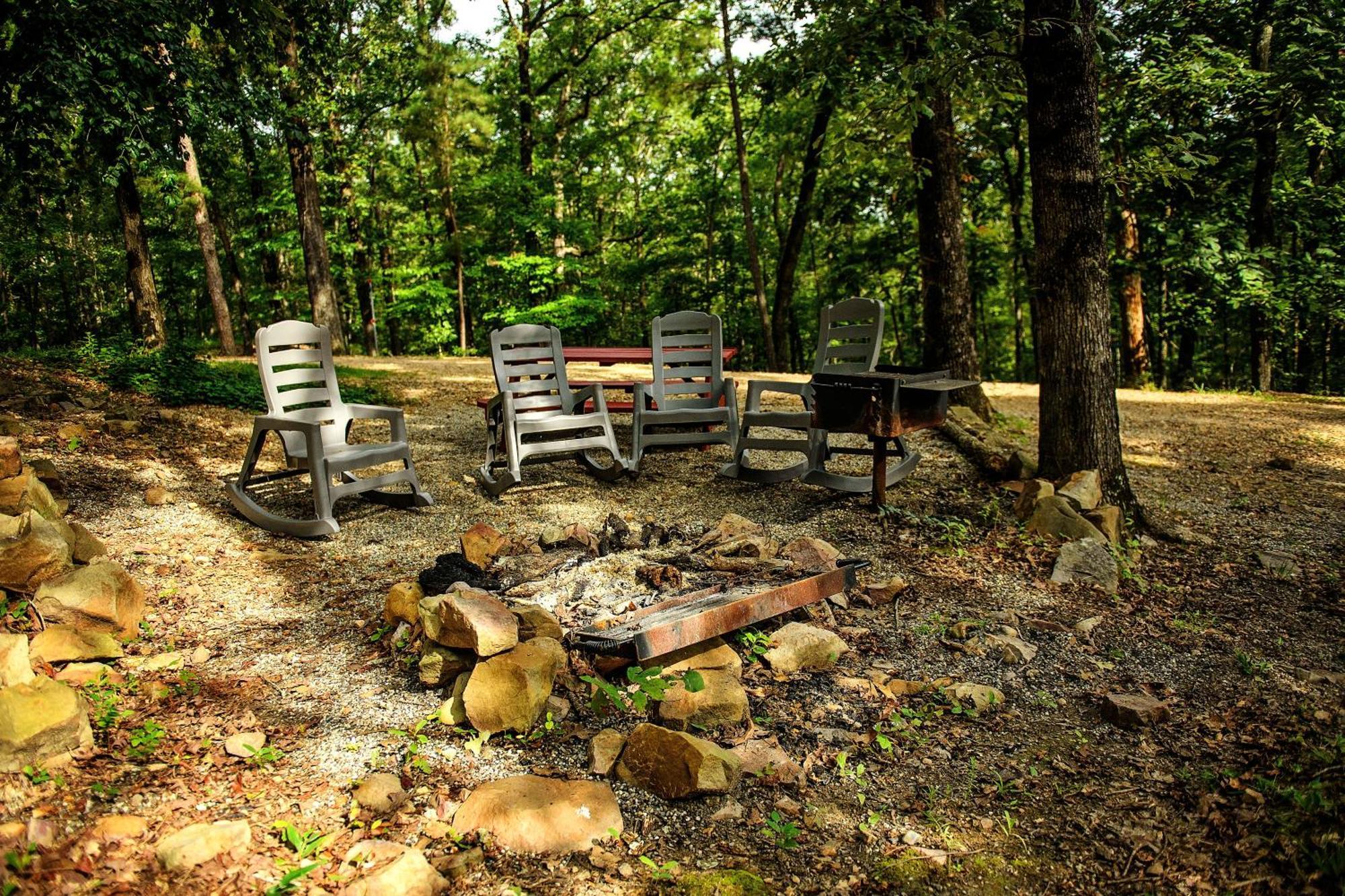 The Codex - Parker Creek Bend Cabins Murfreesboro Ngoại thất bức ảnh